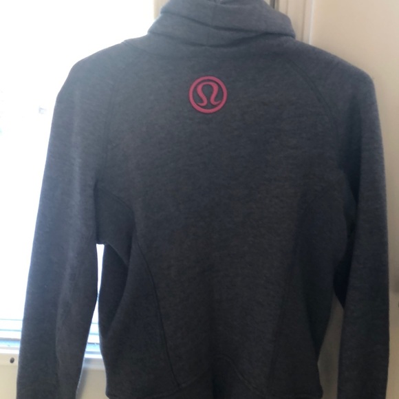 Lulu Lemon zip up - Picture 3 of 3